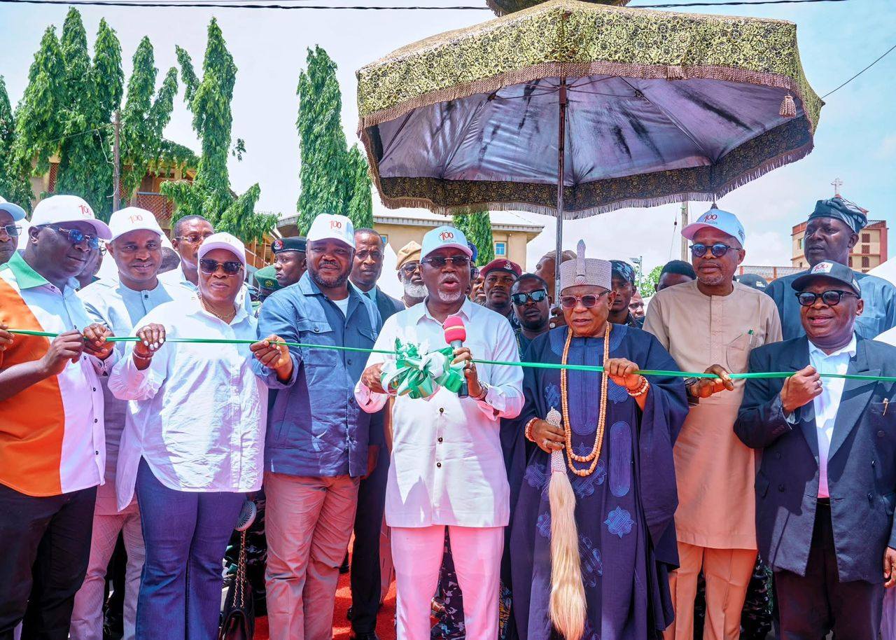 Commissioning of infrastructure projects